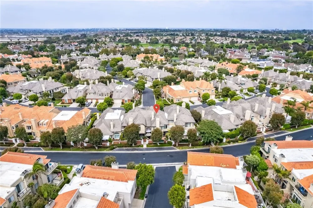 6146 Eaglecrest Drive Huntington Beach, CA 92648