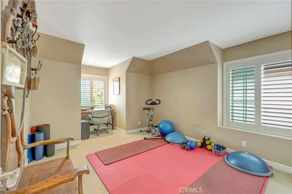 6146 Eaglecrest Drive Huntington Beach, CA 92648