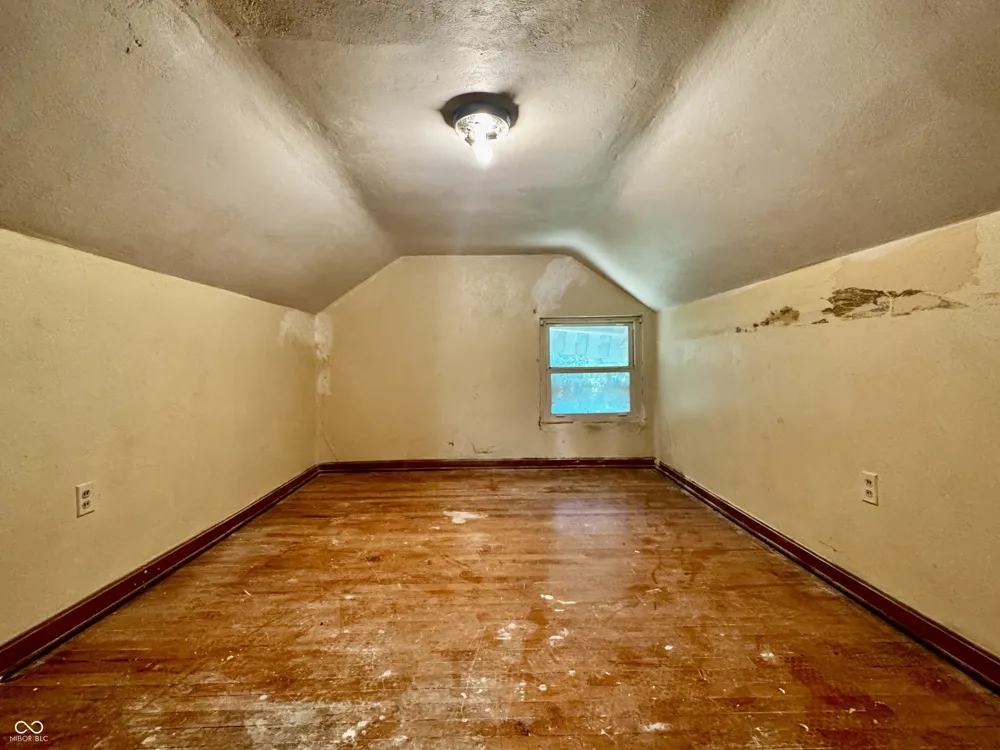 508 S Poplar Brownstown, IN 47220