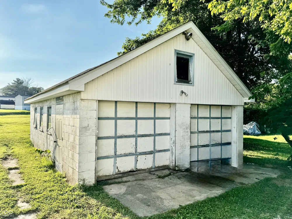508 S Poplar Brownstown, IN 47220