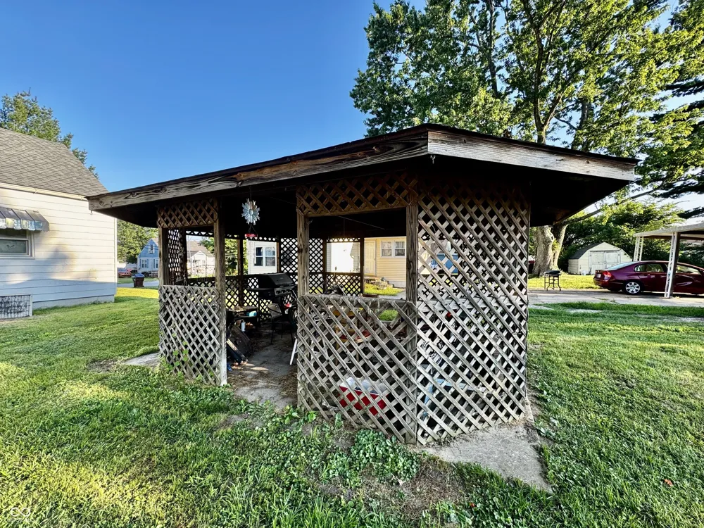 508 S Poplar Brownstown, IN 47220