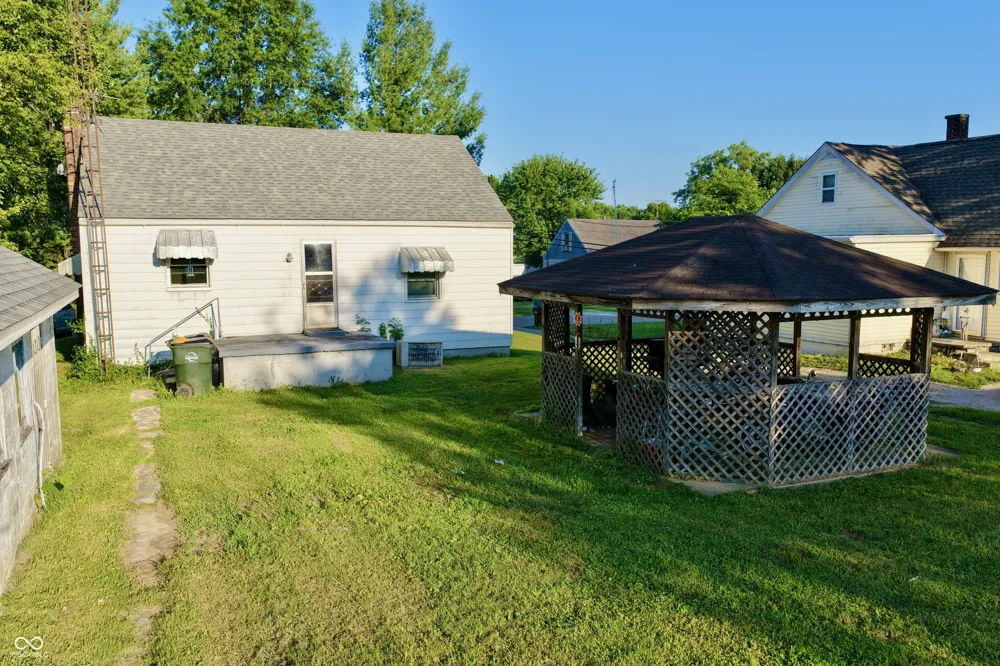 508 S Poplar Brownstown, IN 47220