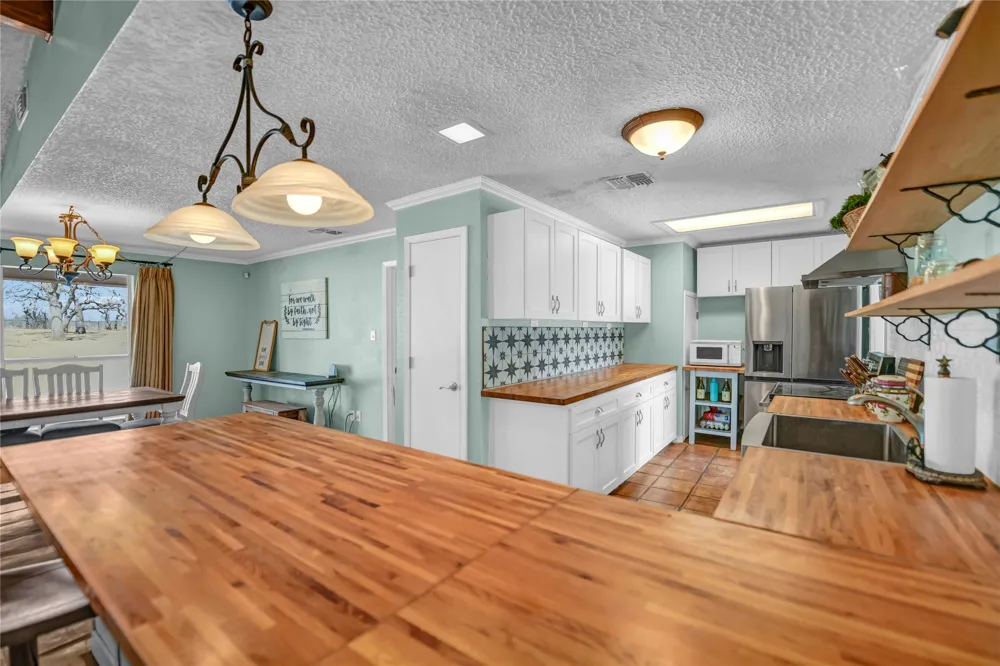 289 County Road 3550 Paradise, TX 76073