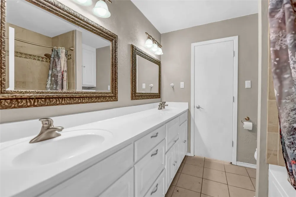 289 County Road 3550 Paradise, TX 76073