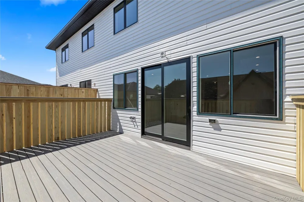 13 Gwen Lane #202 Monsey, NY 10952