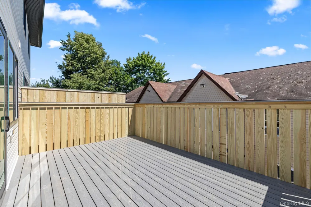 13 Gwen Lane #202 Monsey, NY 10952