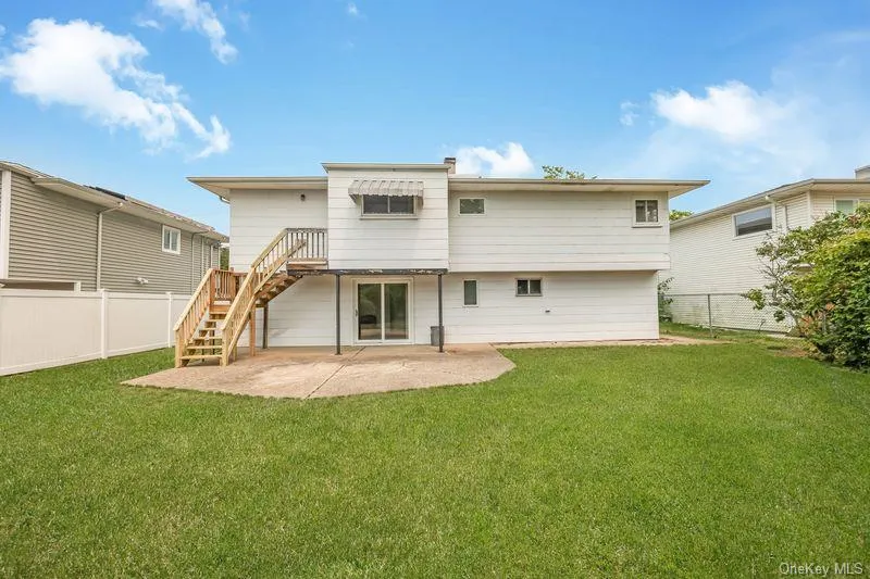 2940 Bond Drive Merrick, NY 11566