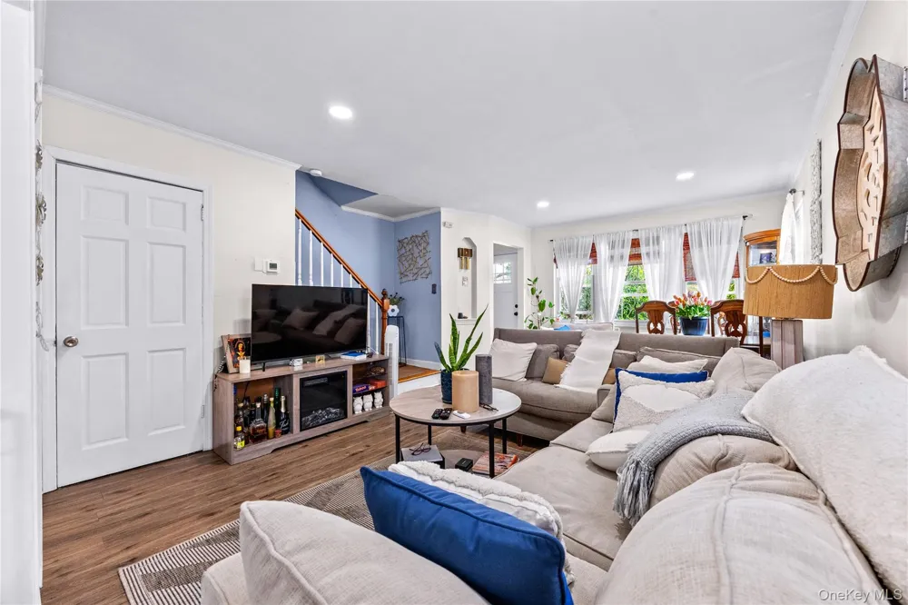 6511 175th Street Fresh Meadows, NY 11365