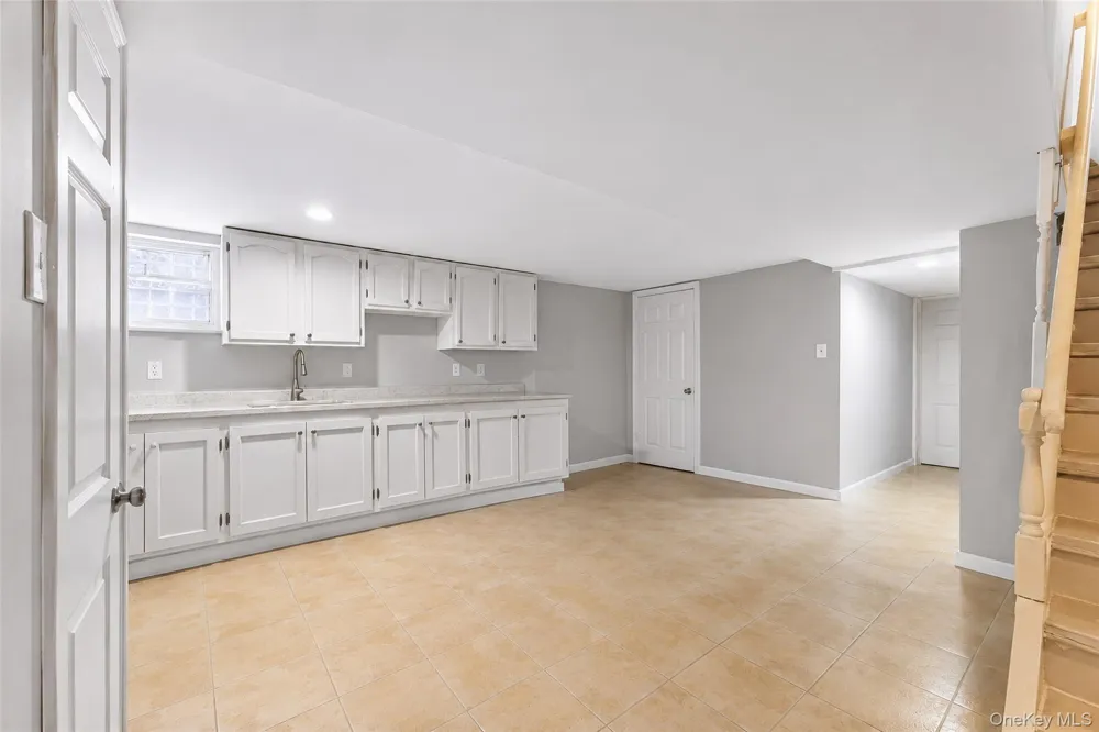 6511 175th Street Fresh Meadows, NY 11365
