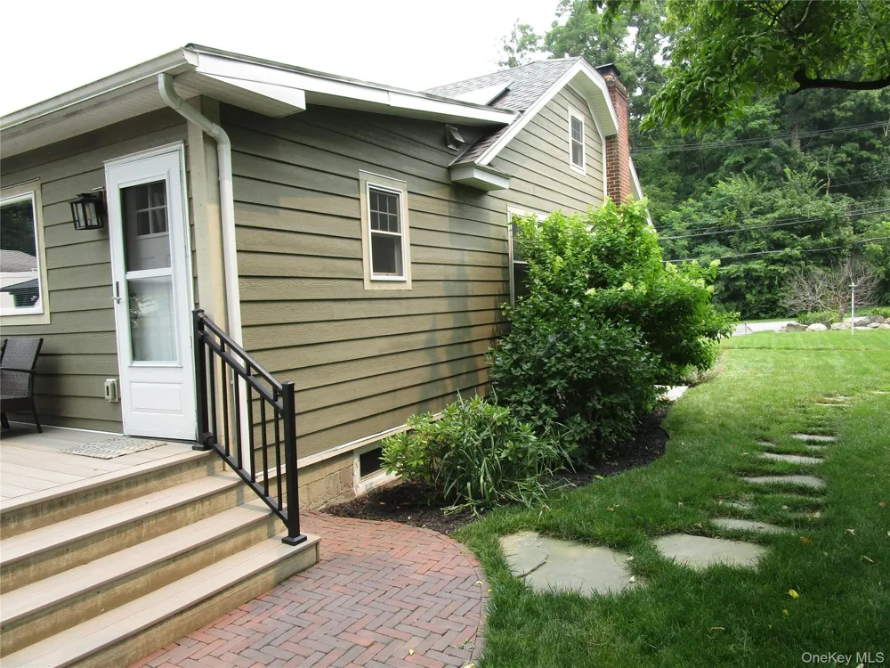 9 Gallows Hill Road Cortlandt Manor, NY 10567