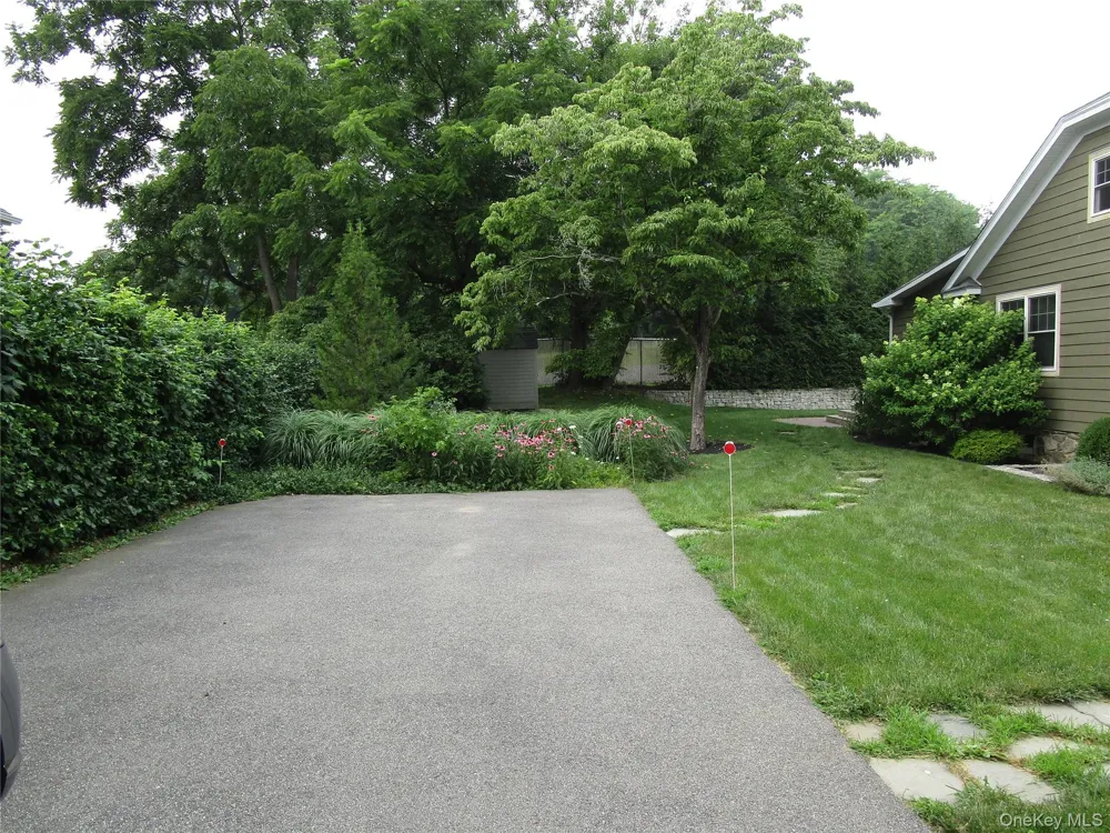 9 Gallows Hill Road Cortlandt Manor, NY 10567