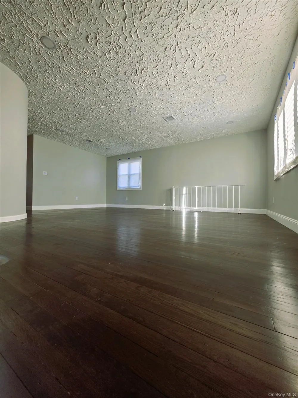 1334 Connetquot Avenue Central Islip, NY 11722