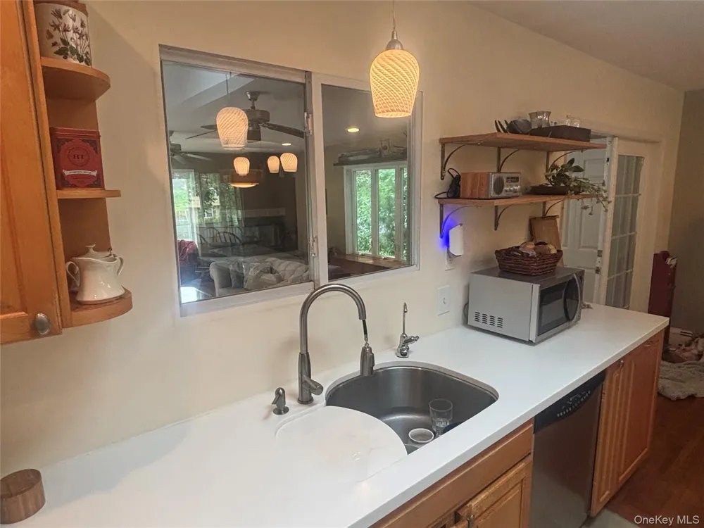 23 Hankin Loop Poughkeepsie, NY 12601