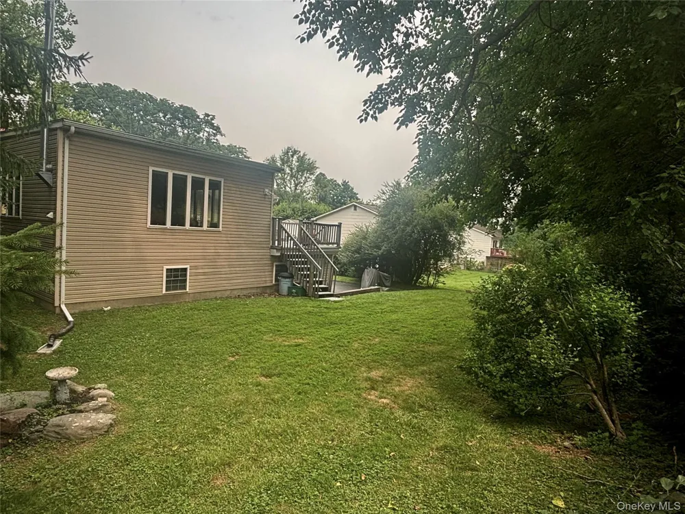 23 Hankin Loop Poughkeepsie, NY 12601