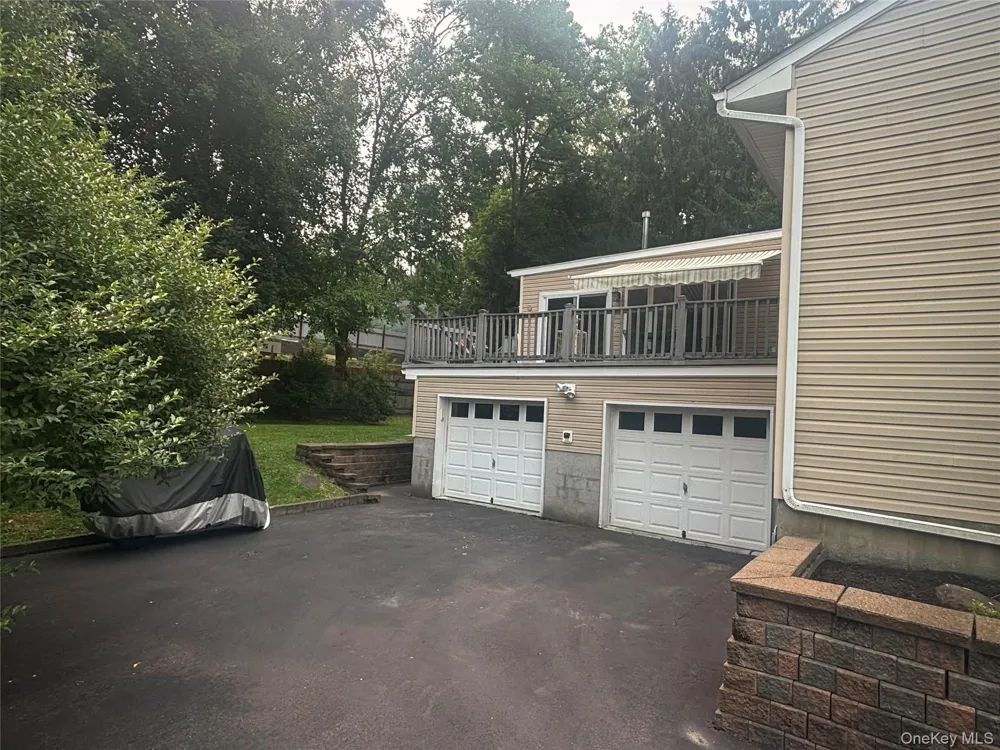 23 Hankin Loop Poughkeepsie, NY 12601