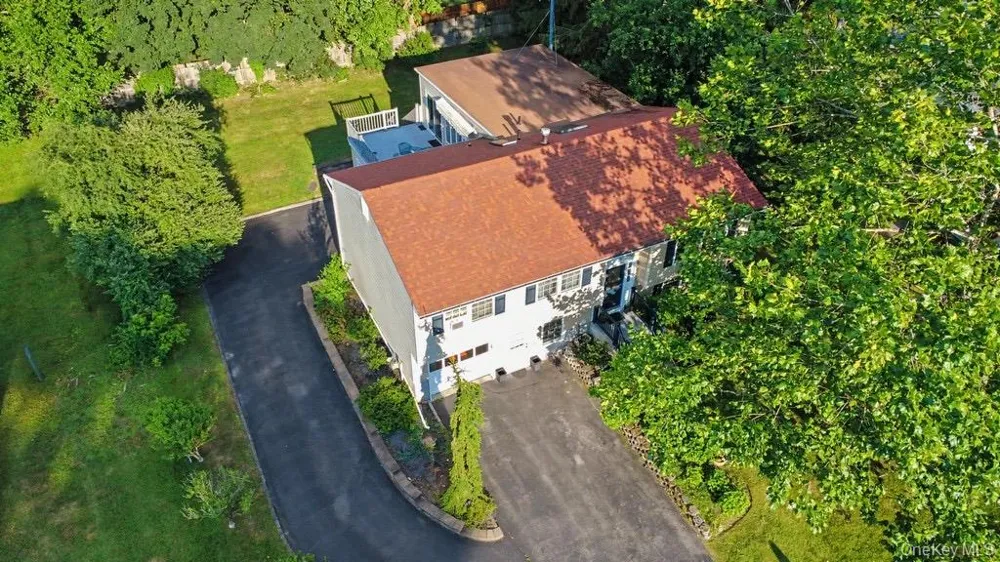 23 Hankin Loop Poughkeepsie, NY 12601