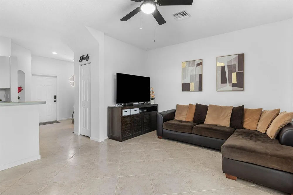 7874 Sienna Springs Drive Lake Worth, FL 33463