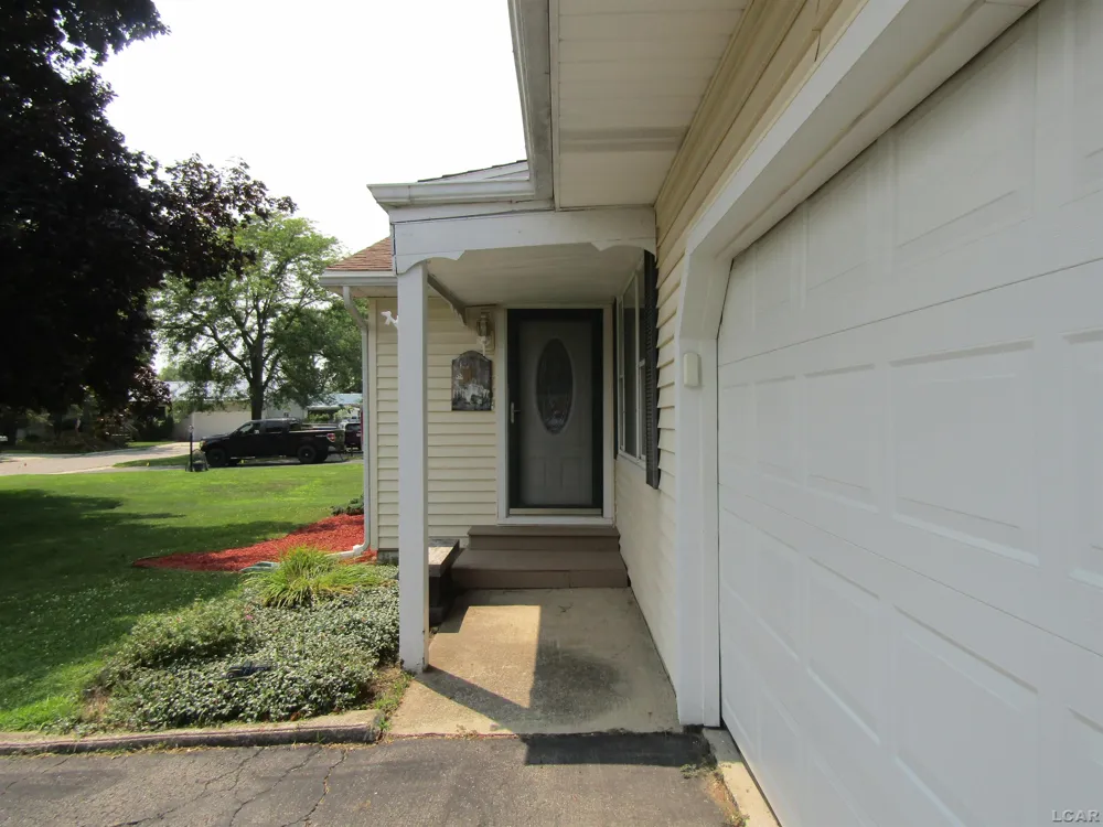 1109 Jane Street Tecumseh City, MI 49286