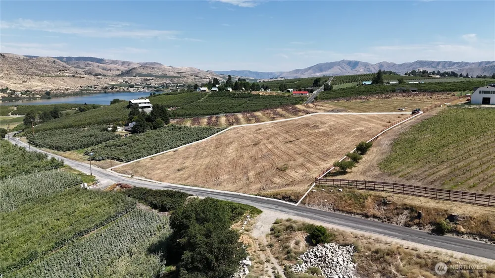 672 Ford Street Manson, WA 98831