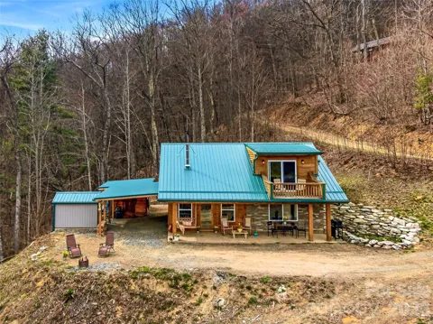 131 White Oak Way