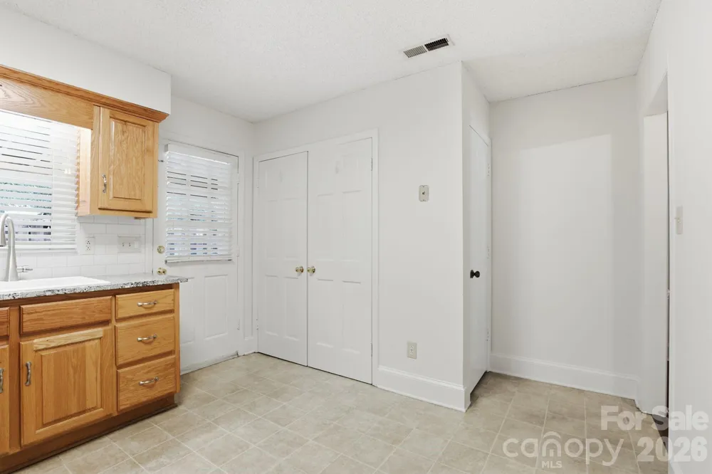 2500 Round Table Road #E Monroe, NC 28110