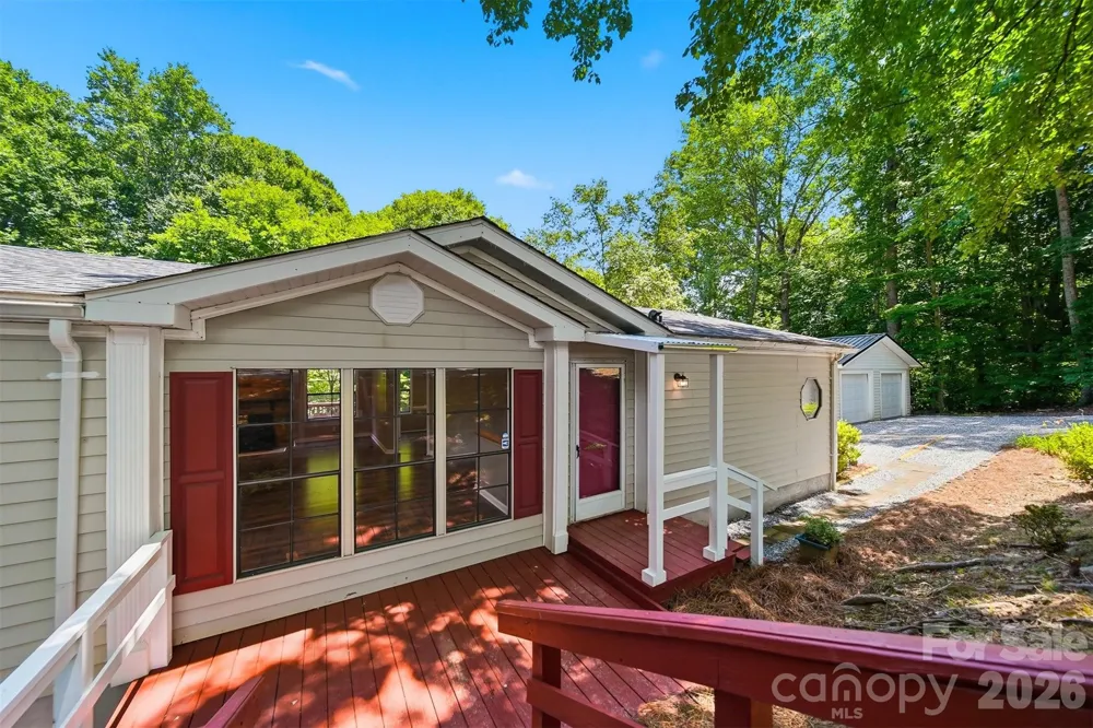 4944 Largo Court Conover, NC 28613