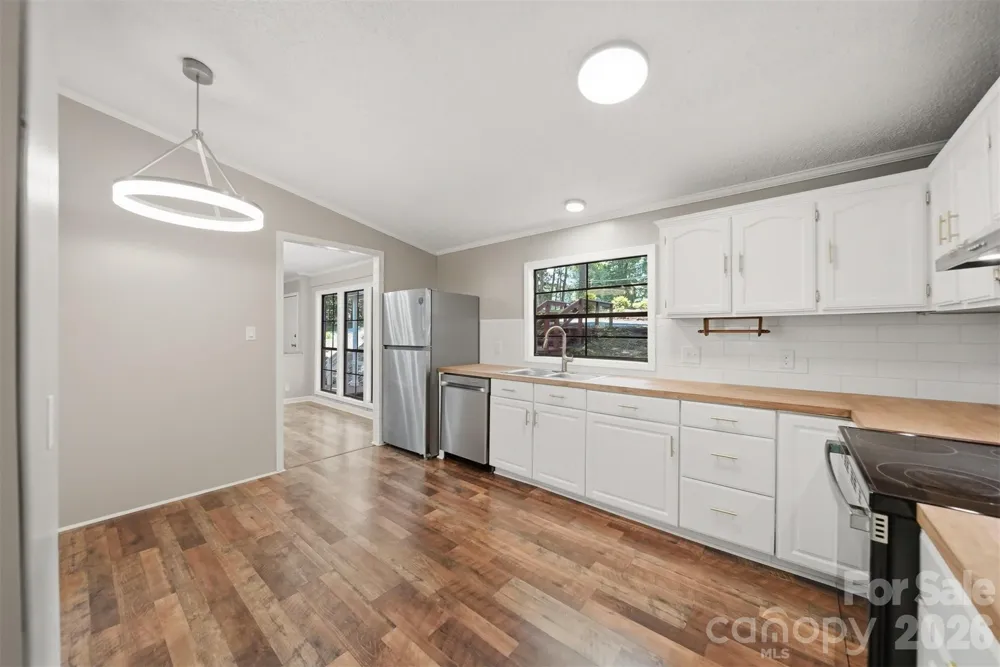 4944 Largo Court Conover, NC 28613