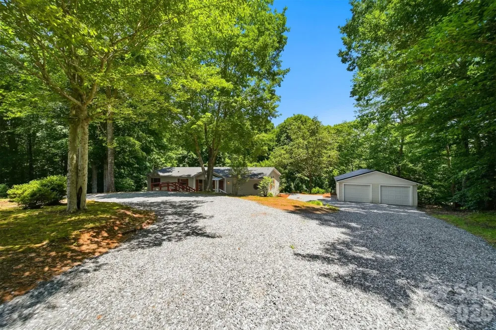 4944 Largo Court Conover, NC 28613