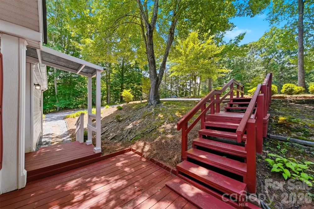 4944 Largo Court Conover, NC 28613