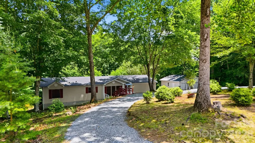 4944 Largo Court Conover, NC 28613