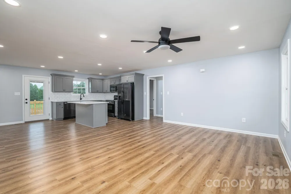 307 Northbrook III School Road Vale, NC 28168