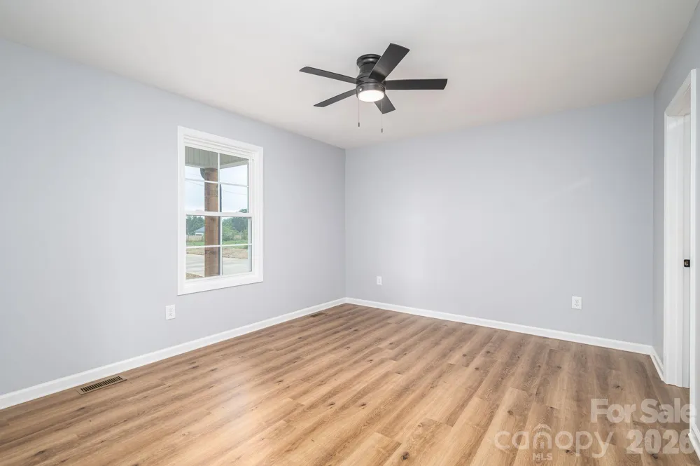 307 Northbrook III School Road Vale, NC 28168