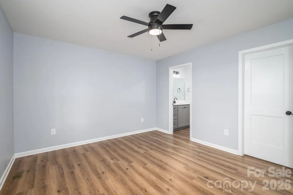 307 Northbrook III School Road Vale, NC 28168