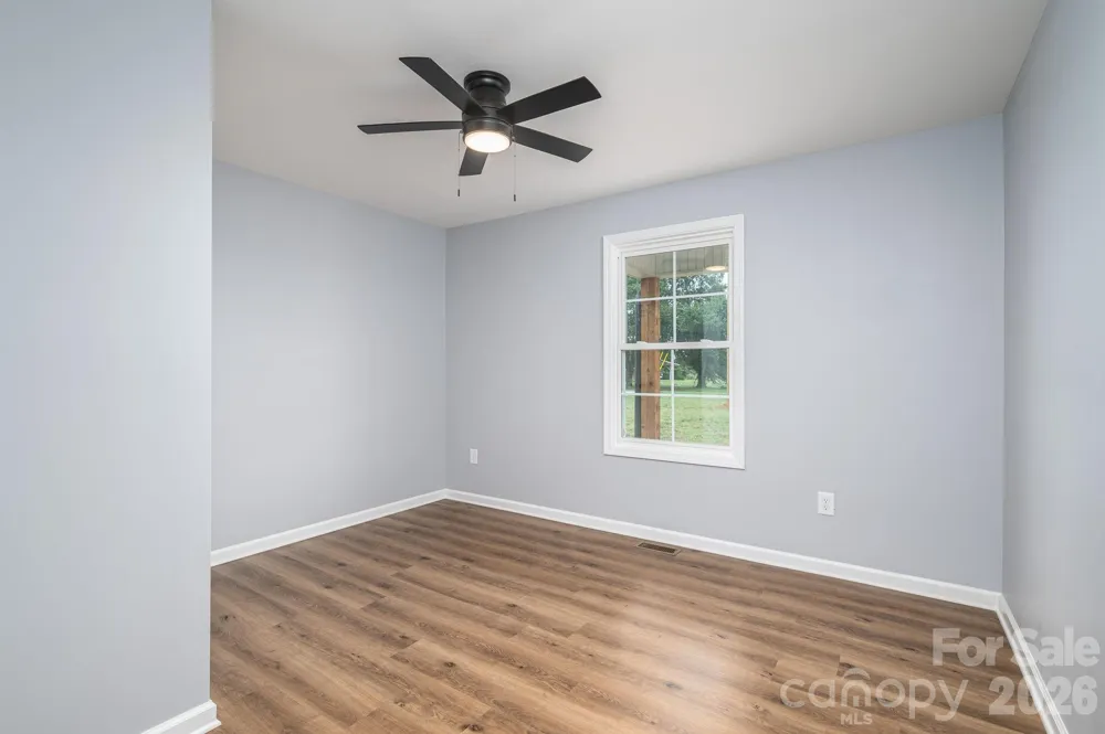 307 Northbrook III School Road Vale, NC 28168