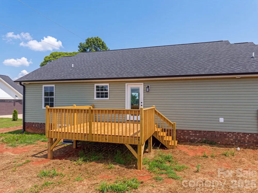 307 Northbrook III School Road Vale, NC 28168