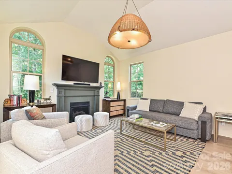 3520 S Bank Court