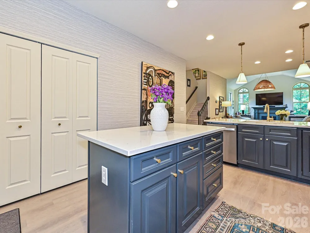 3520 S Bank Court Matthews, NC 28105