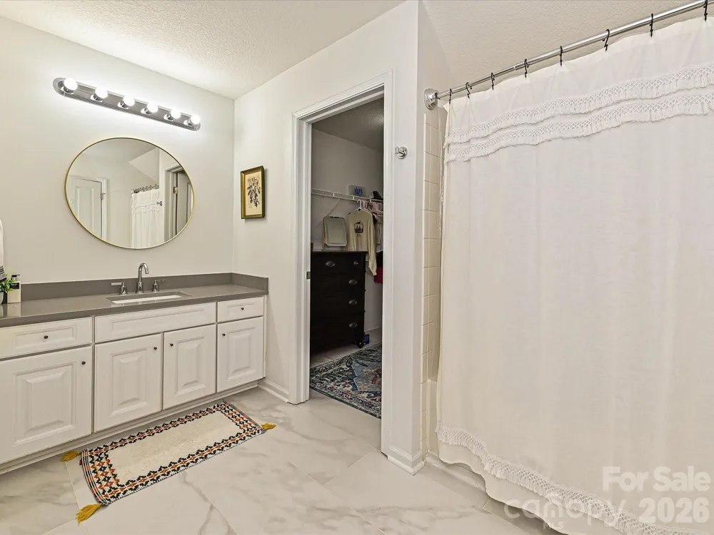 3520 S Bank Court Matthews, NC 28105