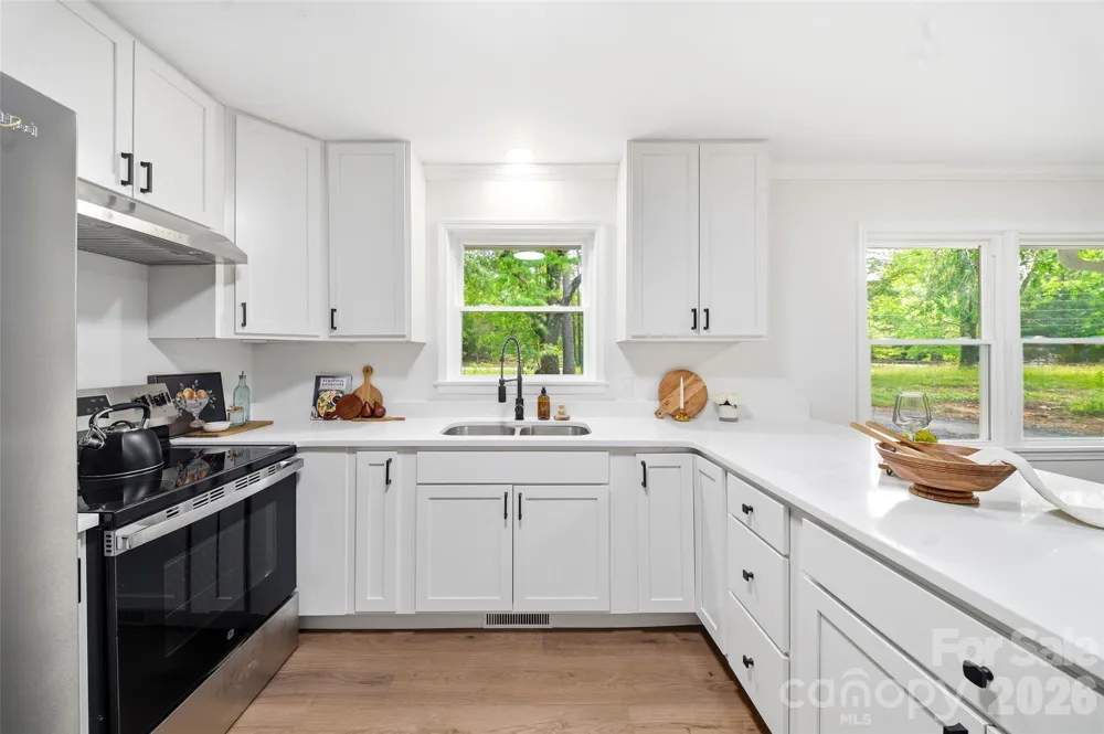 1335 Little Mountain Road Columbus, NC 28722
