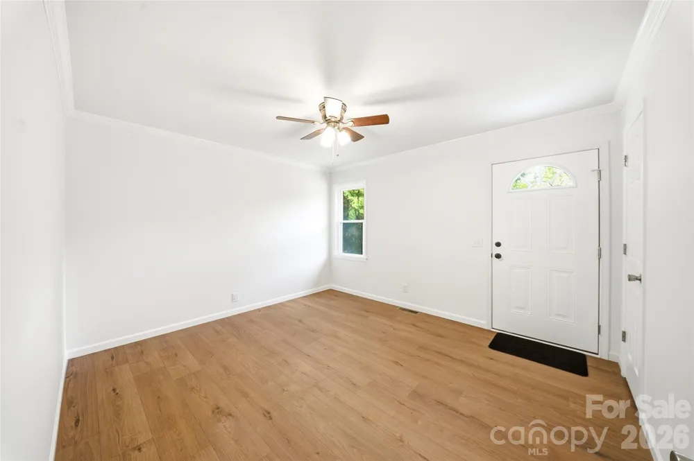 1335 Little Mountain Road Columbus, NC 28722
