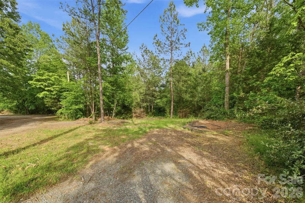 1335 Little Mountain Road Columbus, NC 28722