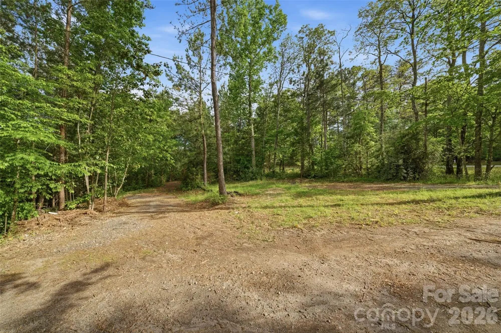 1335 Little Mountain Road Columbus, NC 28722