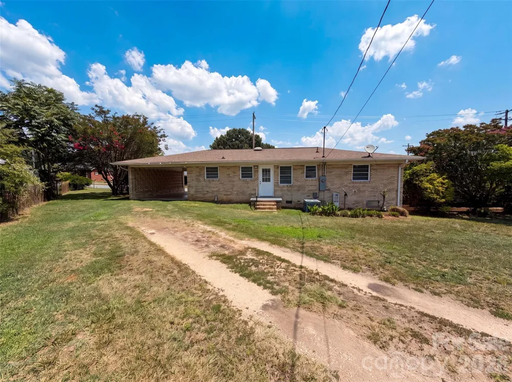 608 E Ryder Avenue Landis, NC 28088