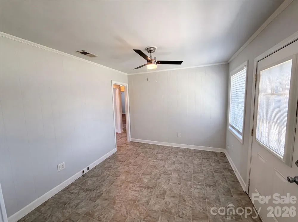 608 E Ryder Avenue Landis, NC 28088