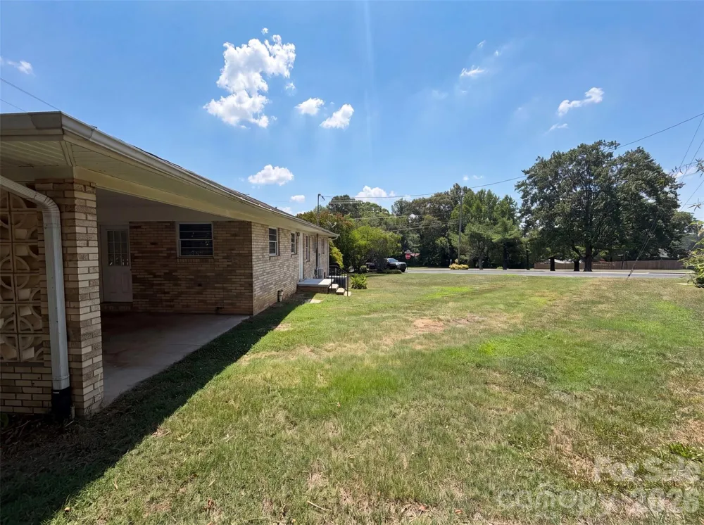 608 E Ryder Avenue Landis, NC 28088