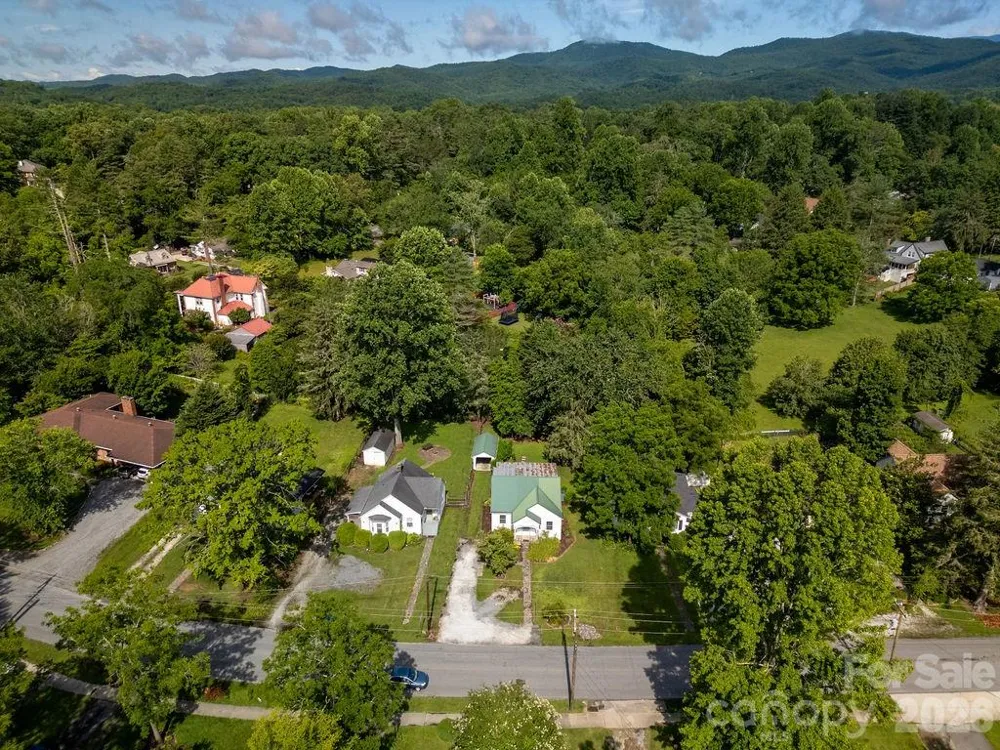 105 Parkview Drive Brevard, NC 28712