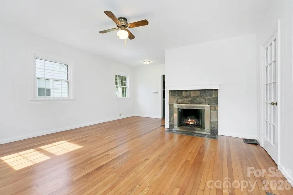 105 Parkview Drive Brevard, NC 28712