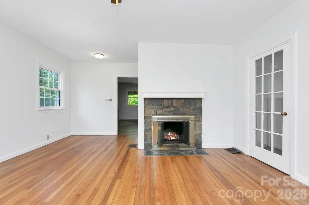 105 Parkview Drive Brevard, NC 28712