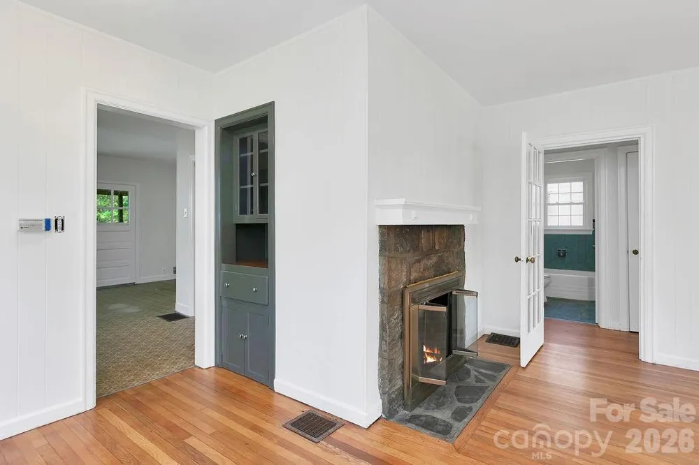 105 Parkview Drive Brevard, NC 28712