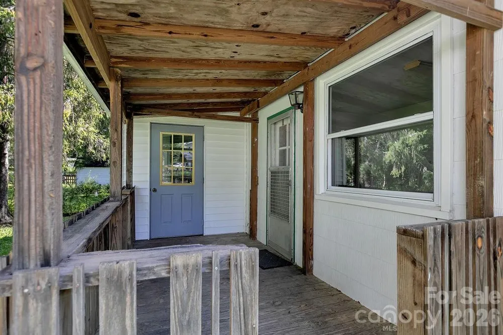 105 Parkview Drive Brevard, NC 28712